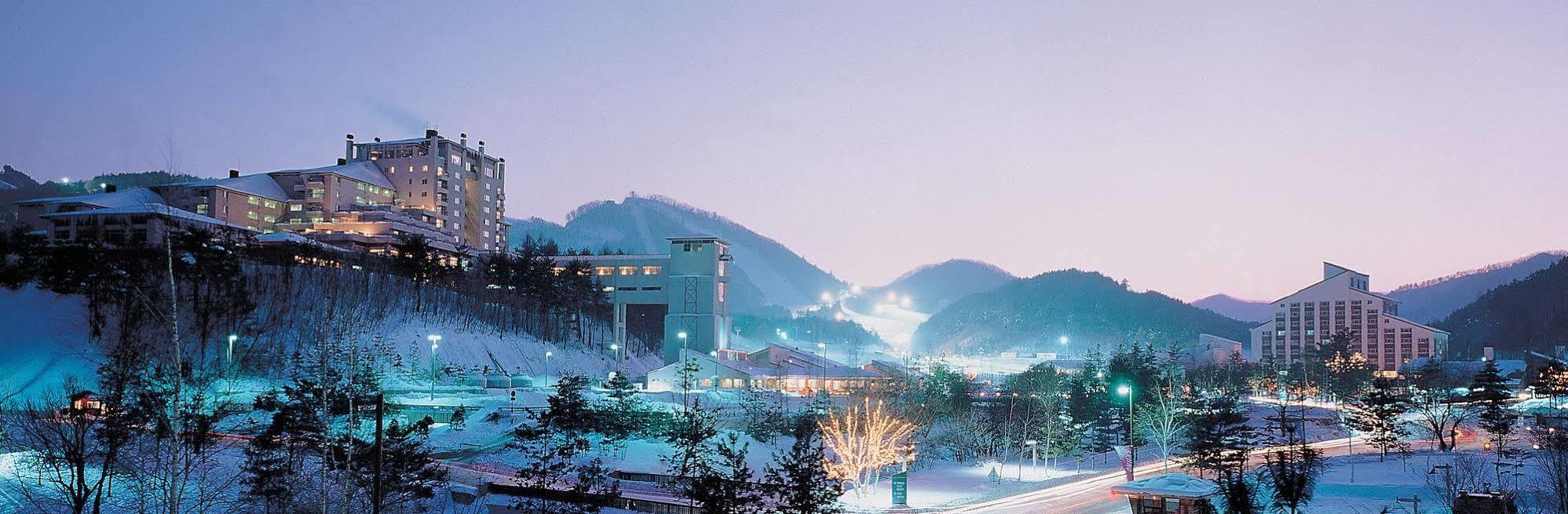 Yongpyong Resort - Tower Condo Pyeongchang Esterno foto